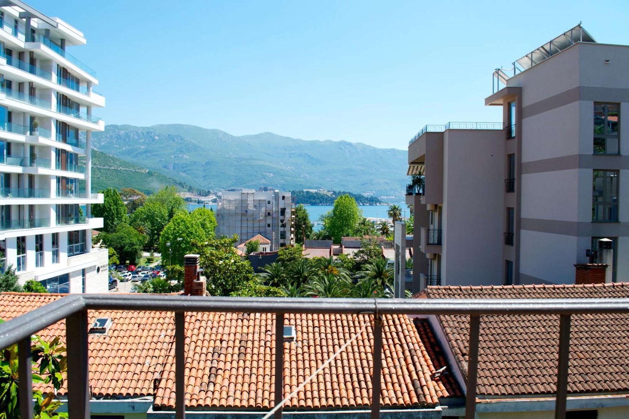 Apartments Luka บุดวา ภายนอก รูปภาพ