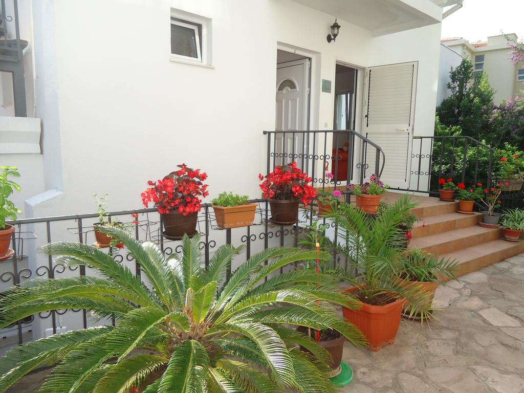 Apartments Luka บุดวา ภายนอก รูปภาพ