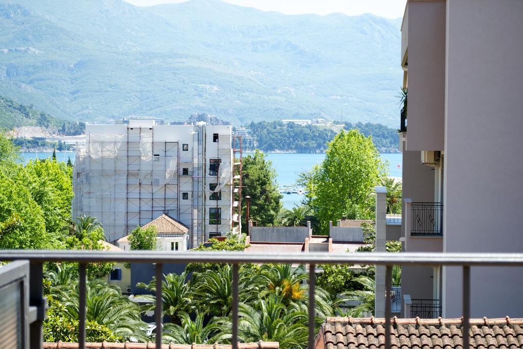 Apartments Luka บุดวา ภายนอก รูปภาพ
