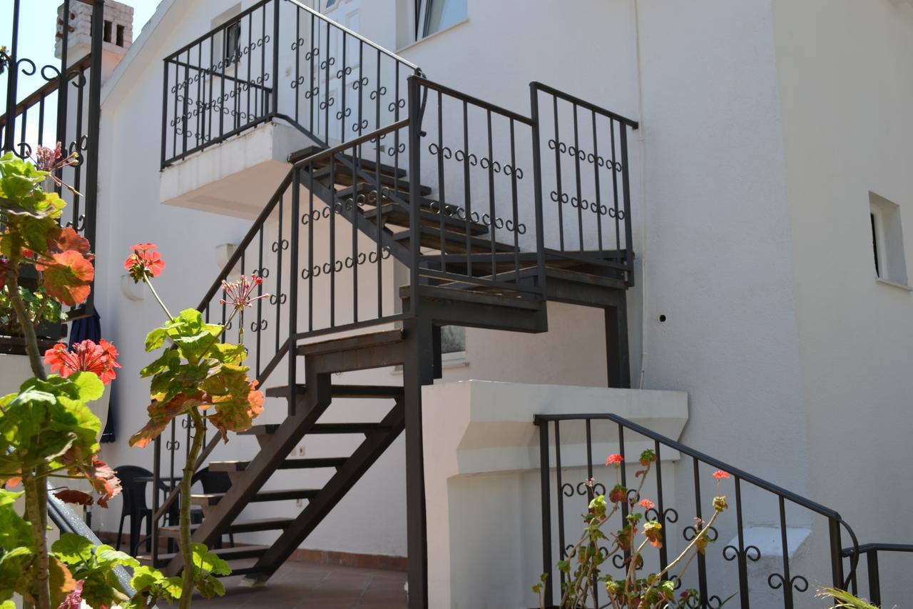 Apartments Luka บุดวา ภายนอก รูปภาพ